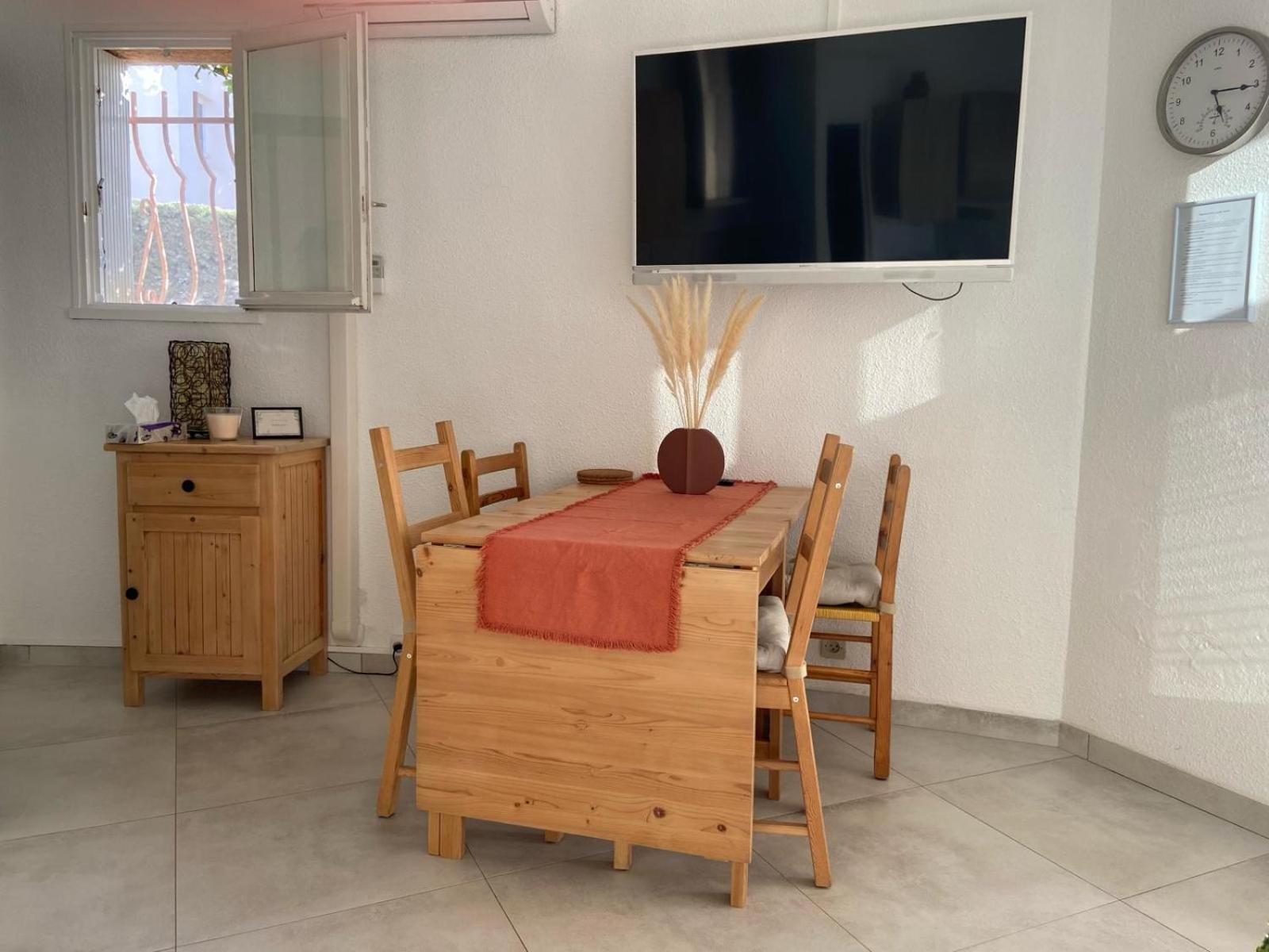 La Terrasse Bandolaise Tout A Pied, Wifi, Clim, Parking 外观 照片